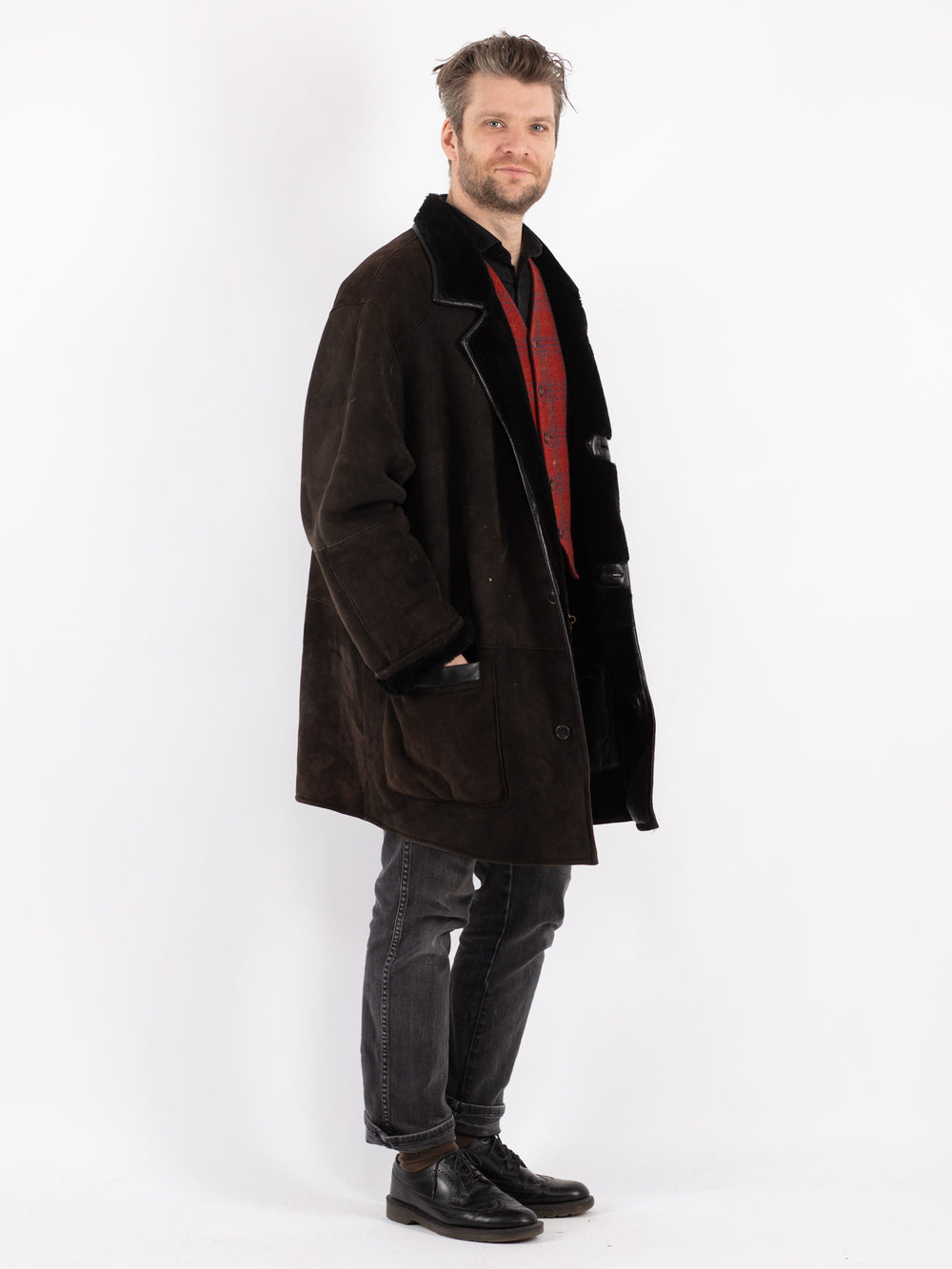 Vintage 90's Men Sheepskin Coat in Brown
