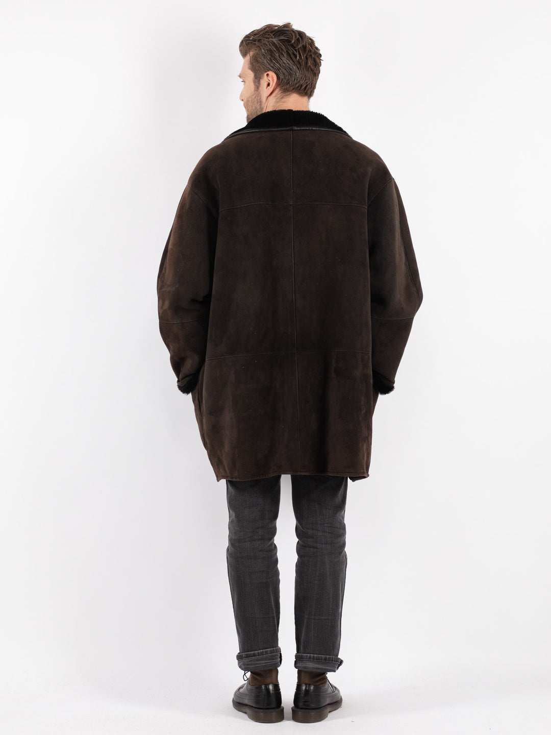 Vintage 90's Men Sheepskin Coat in Brown