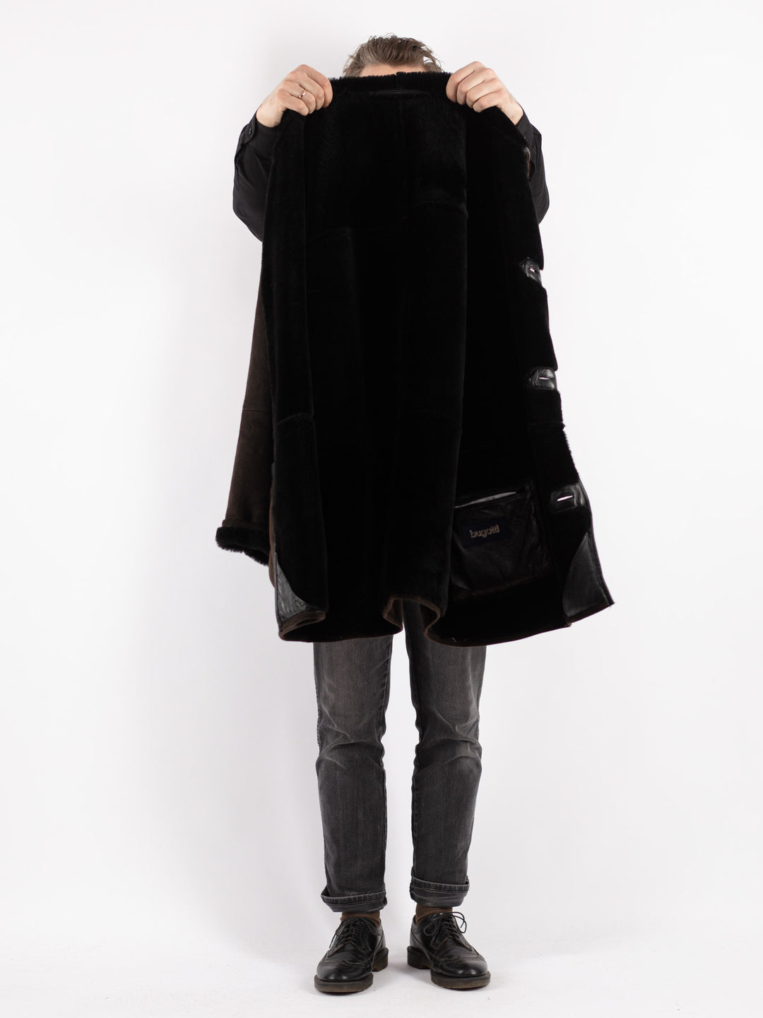 Vintage 90's Men Sheepskin Coat in Brown