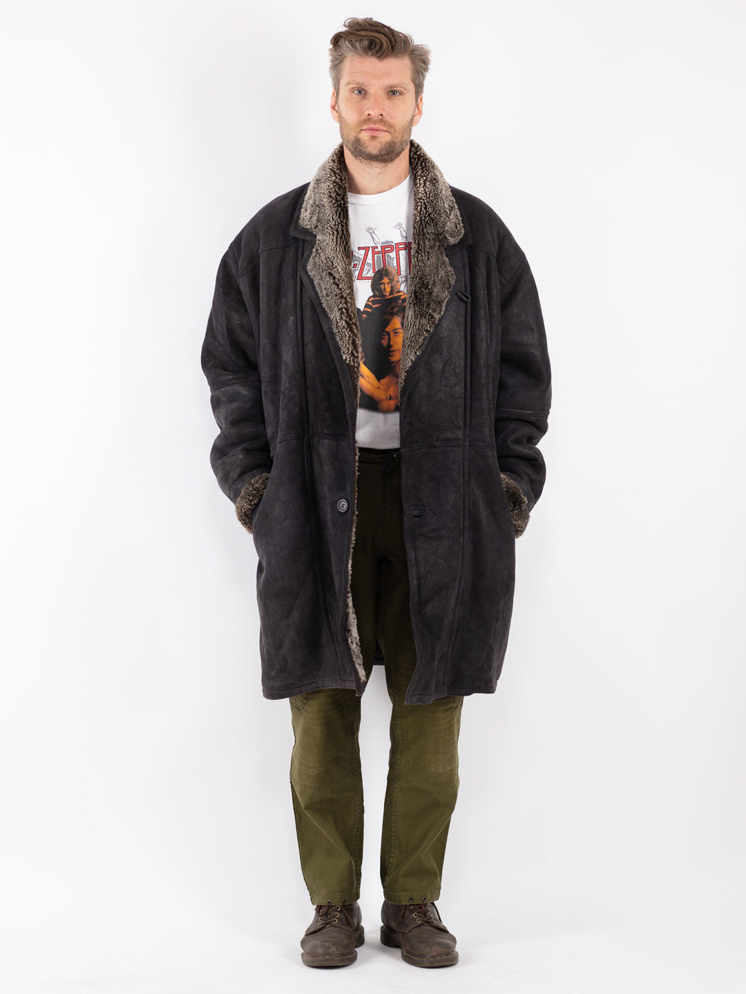 Vintage Men Sheepskin Coat in Black