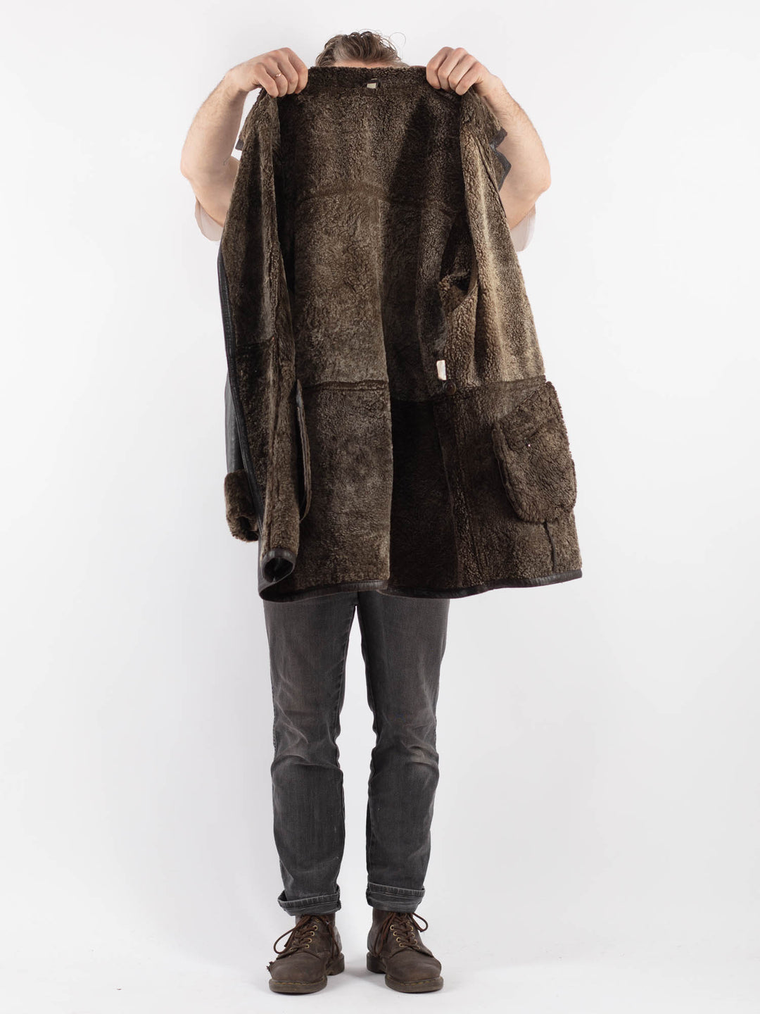 Vintage 90's Men Sheepskin Coat in Brown