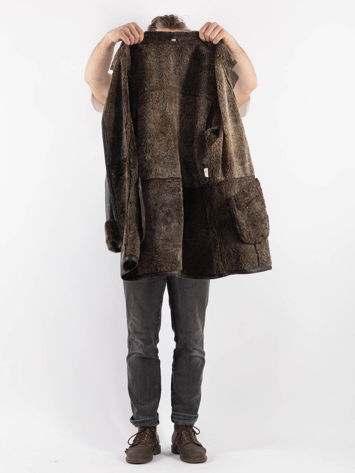 Vintage 90's Men Sheepskin Coat in Brown