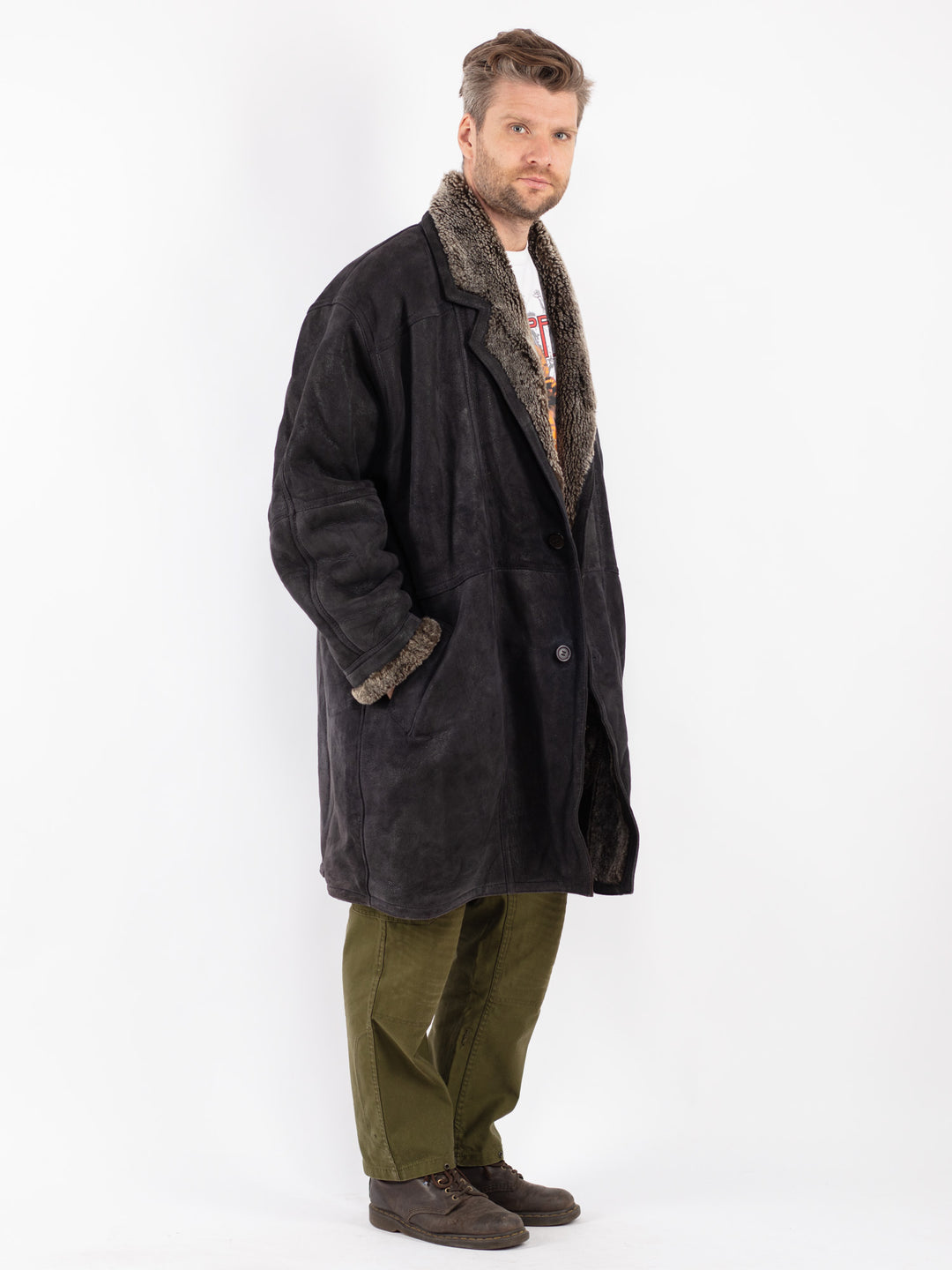 Vintage Men Sheepskin Coat in Black