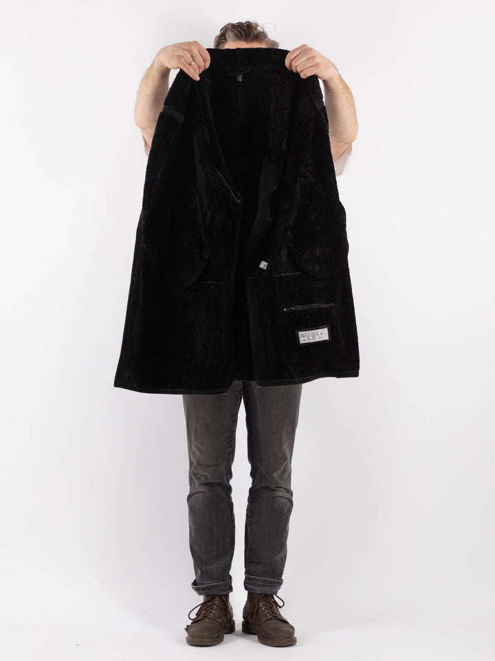 Vintage 90's Men Sheepskin Coat in Black