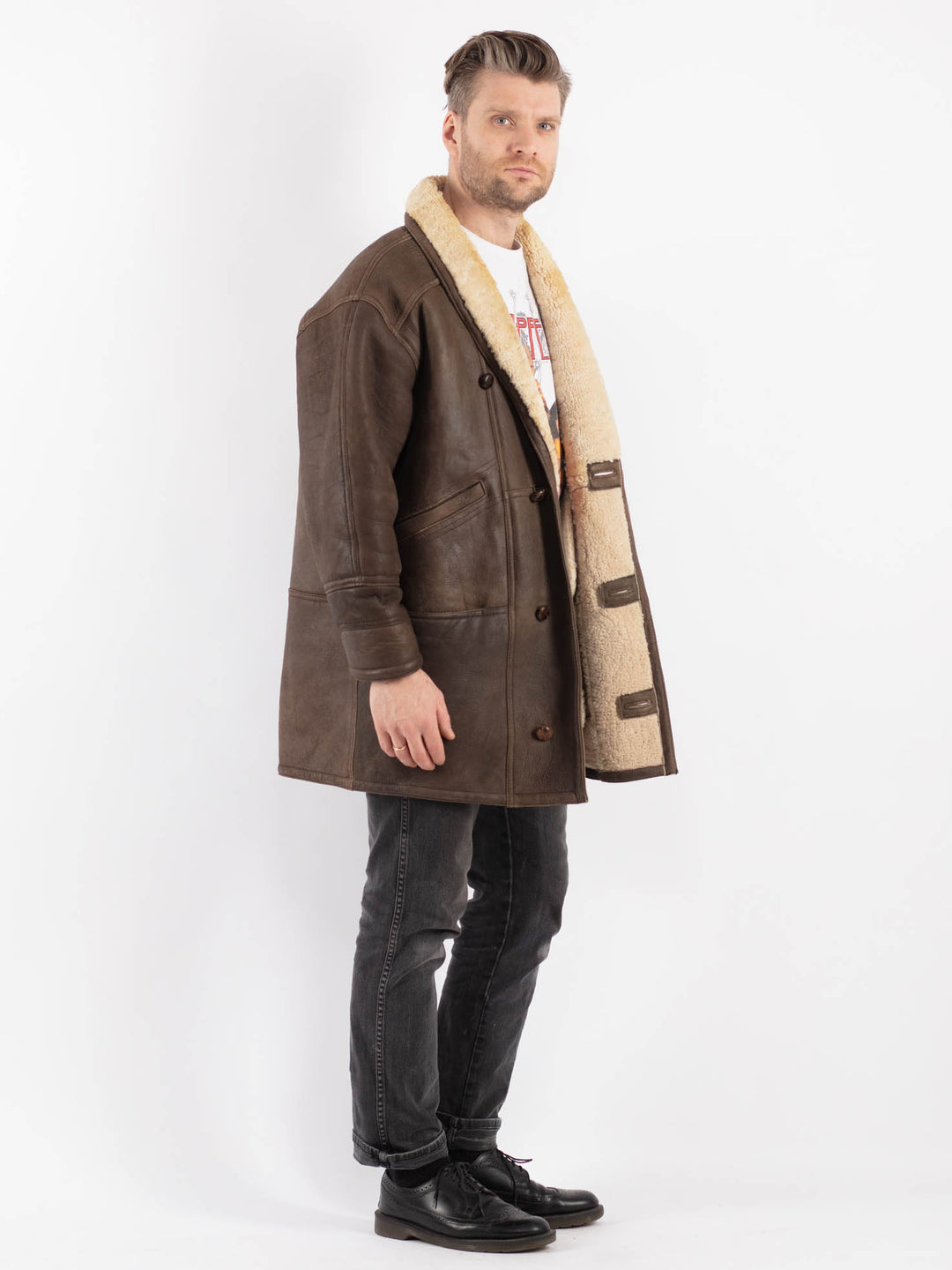 Vintage 90's Men Sheepskin Coat in BrownZ507
