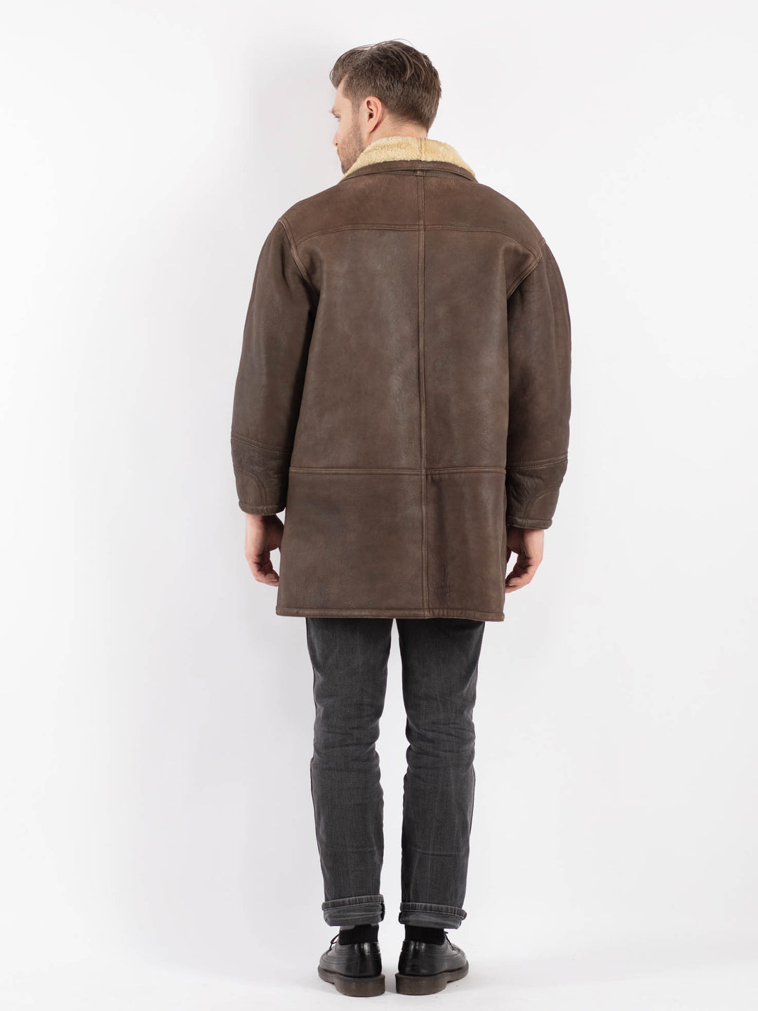 Vintage 90's Men Sheepskin Coat in BrownZ507