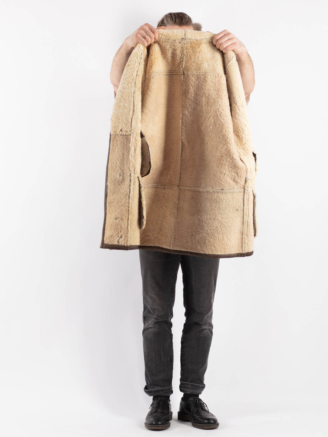 Vintage 90's Men Sheepskin Coat in BrownZ507