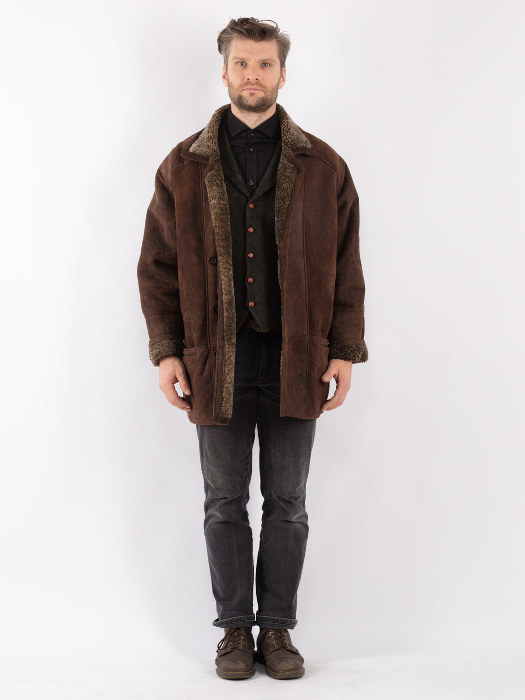Vintage 90's Men Sheepskin Coat in Brown