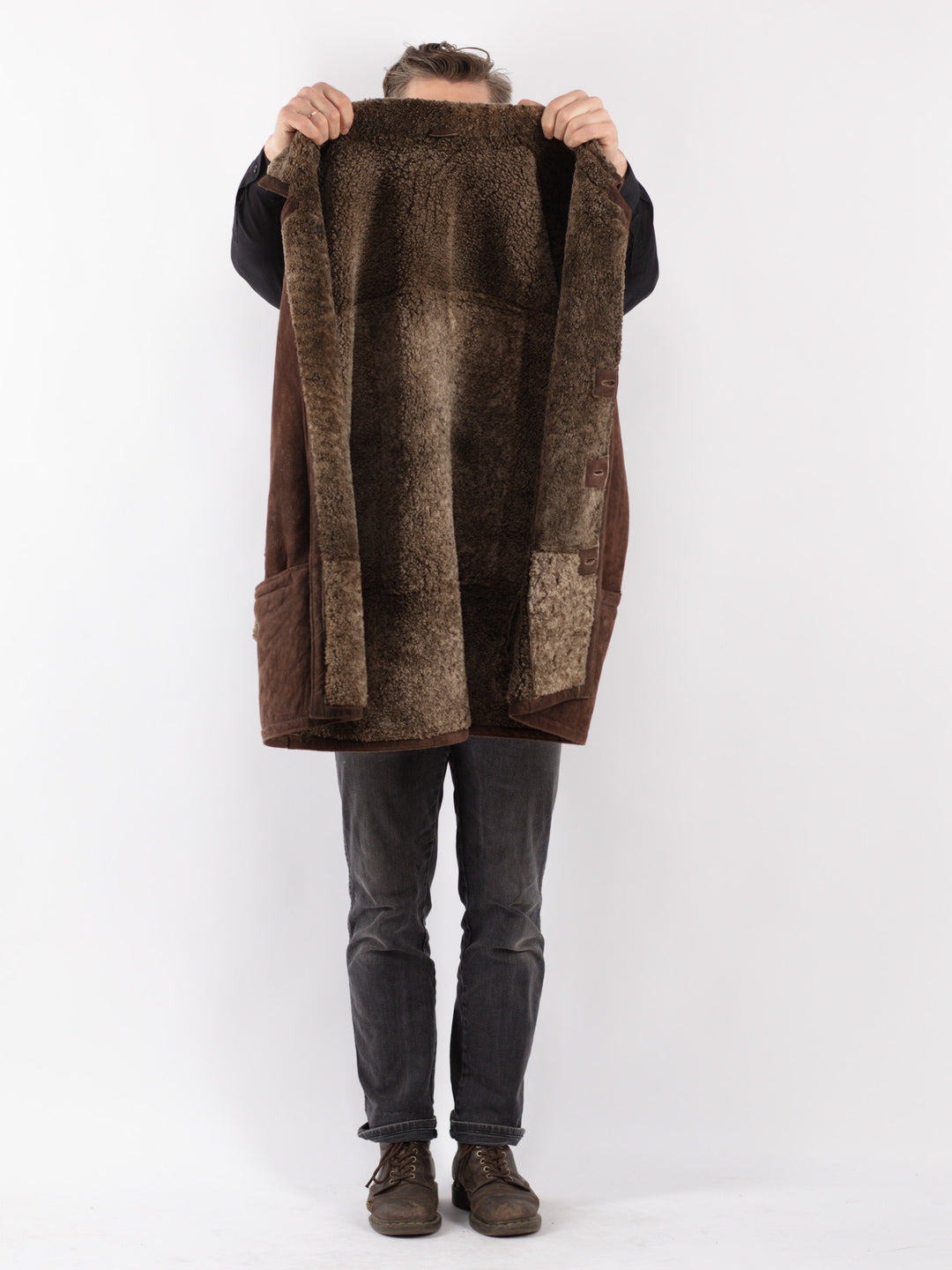 Vintage 90's Men Sheepskin Coat in Brown