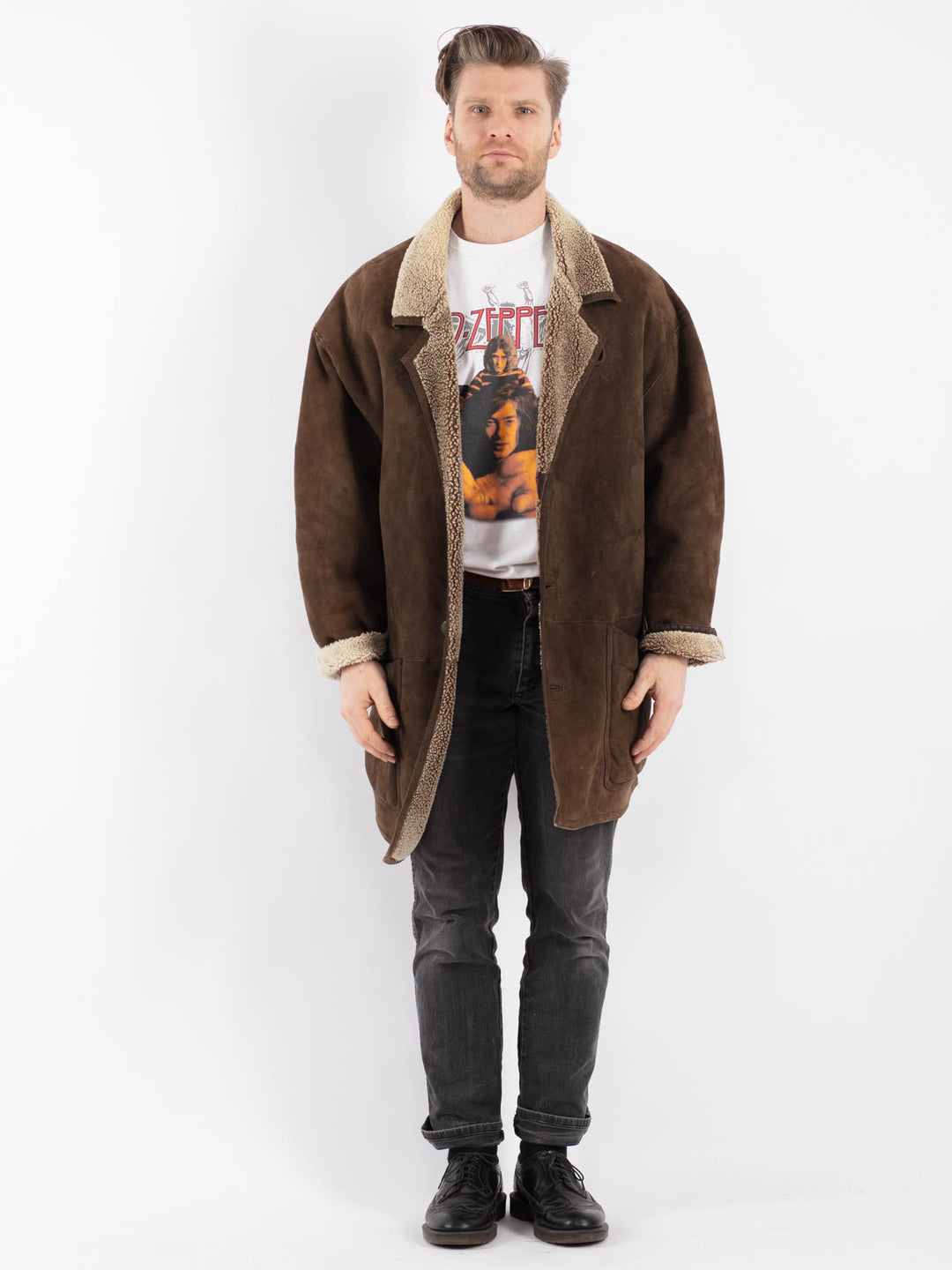 Vintage 90's Men Sheepskin Coat in BrownZ514