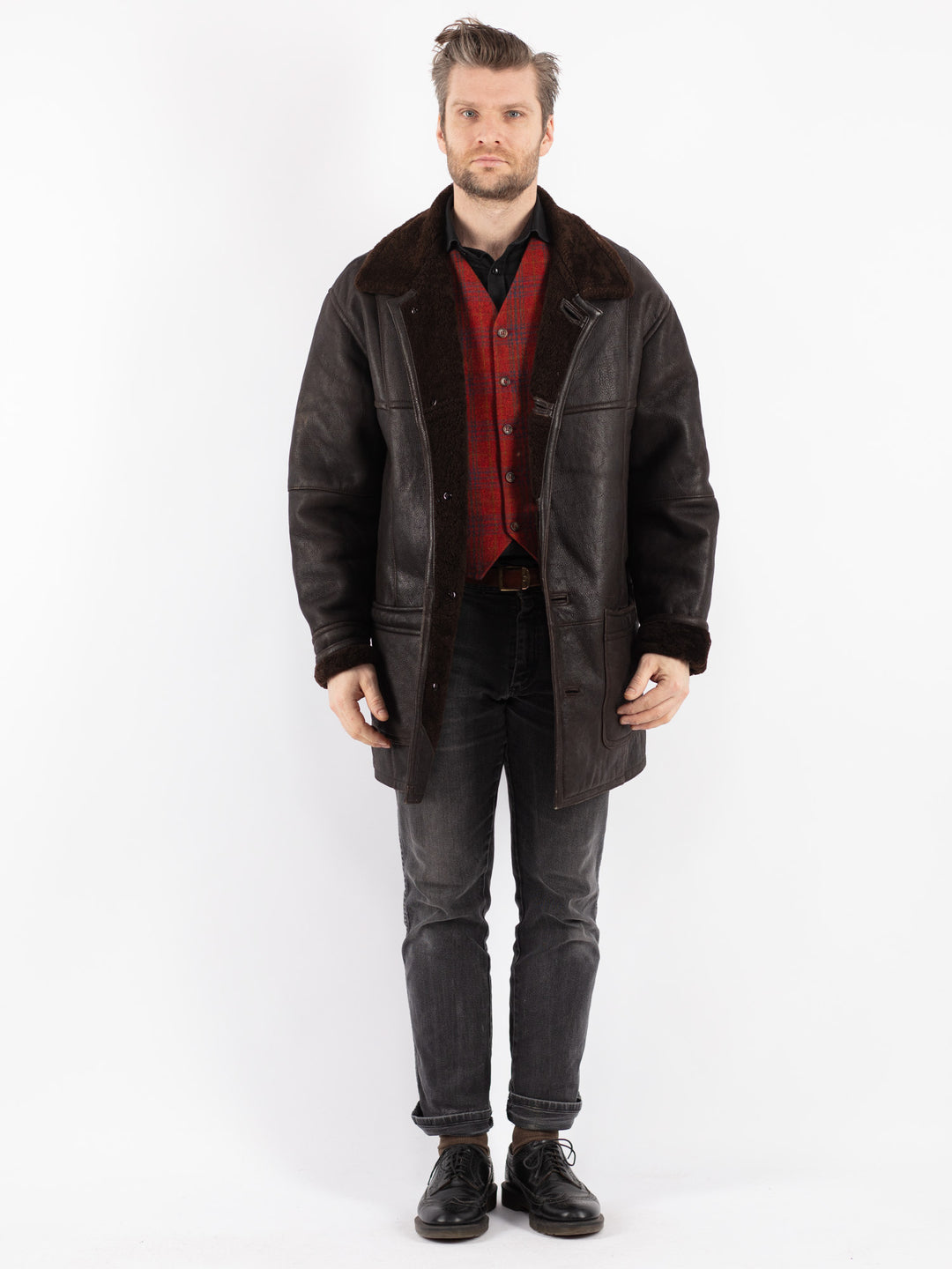 Vintage 90's Men Sheepskin Coat in Brown