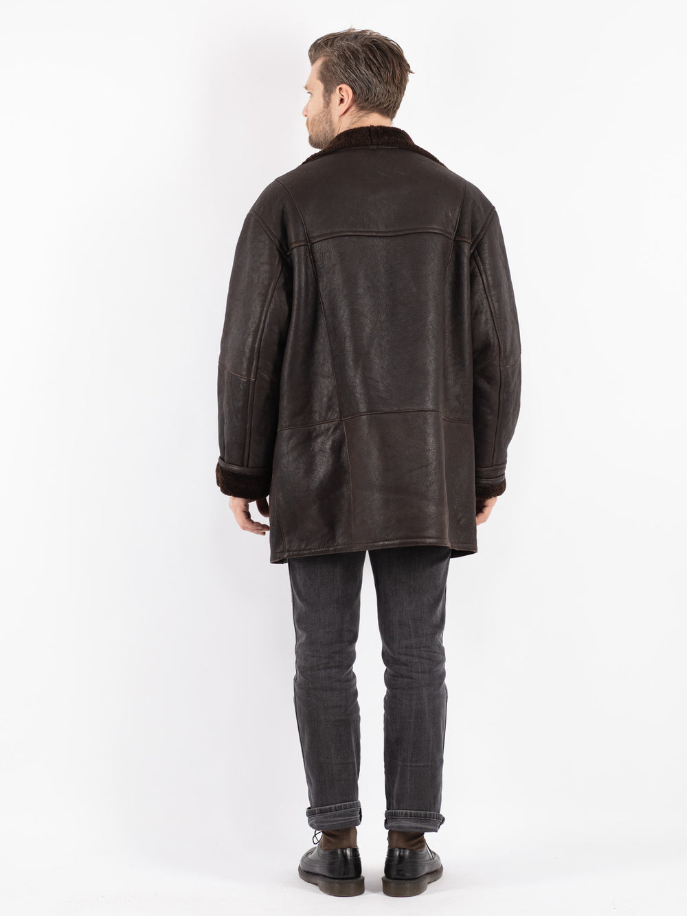 Vintage 90's Men Sheepskin Coat in Brown