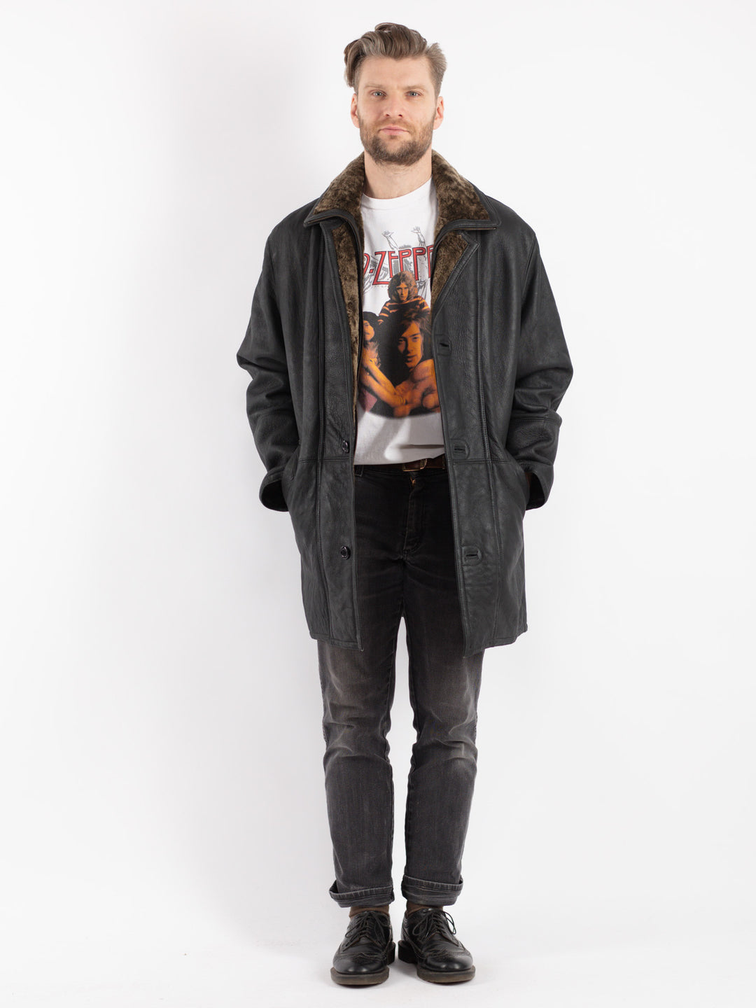 Vintage 90's Men Sheepskin Coat in Black