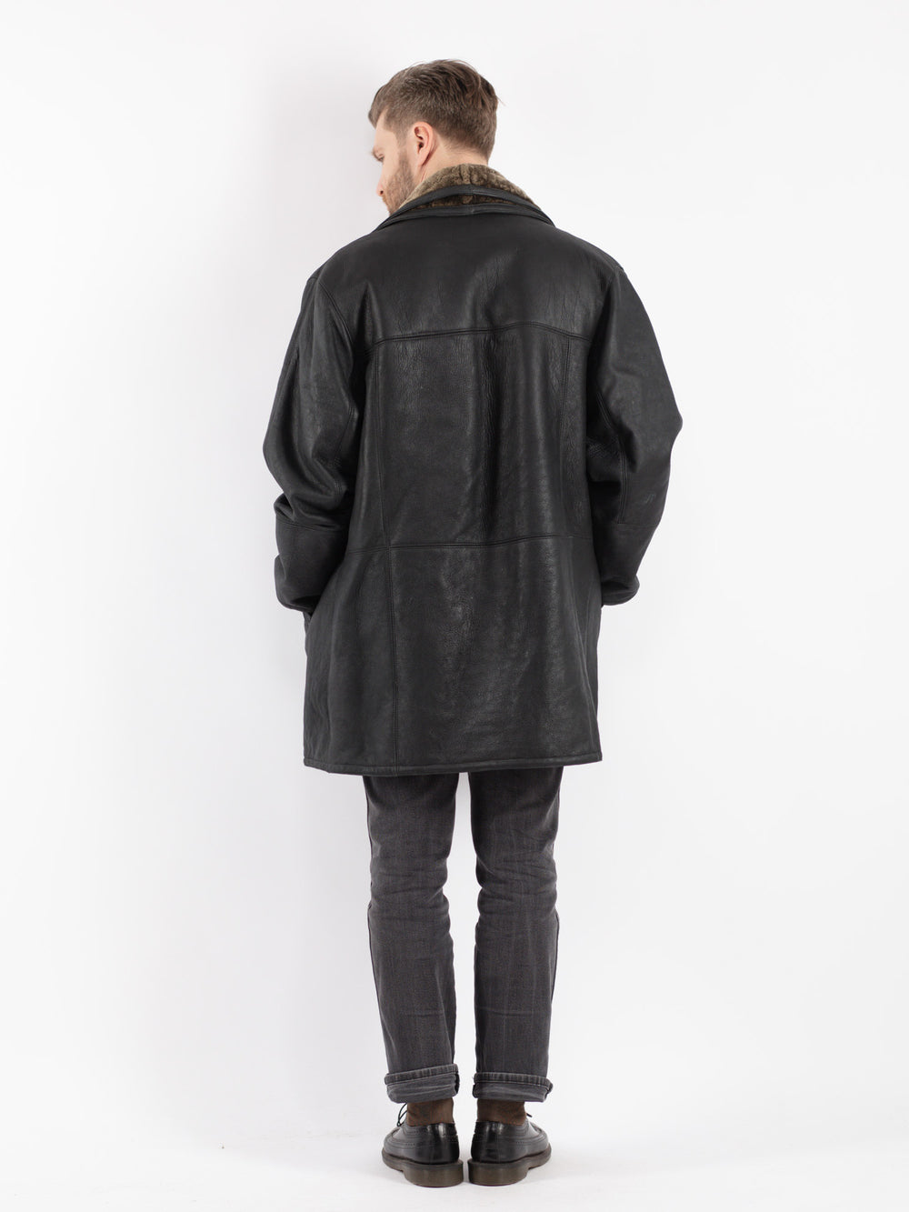 Vintage 90's Men Sheepskin Coat in Black