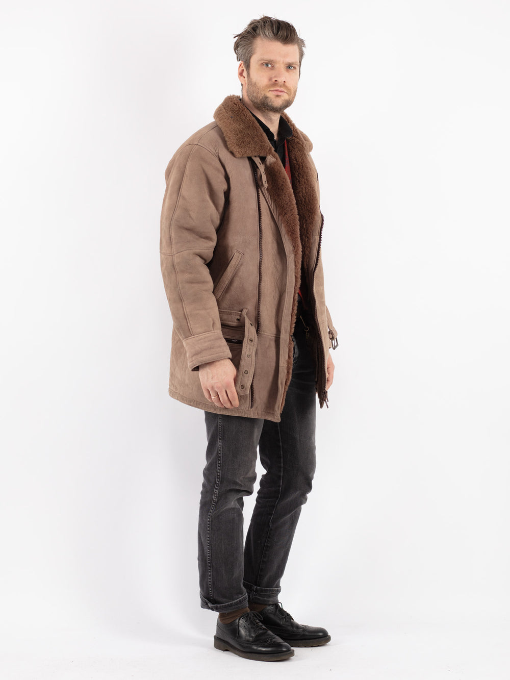 Vintage 90's Men Sheepskin Coat in Beige