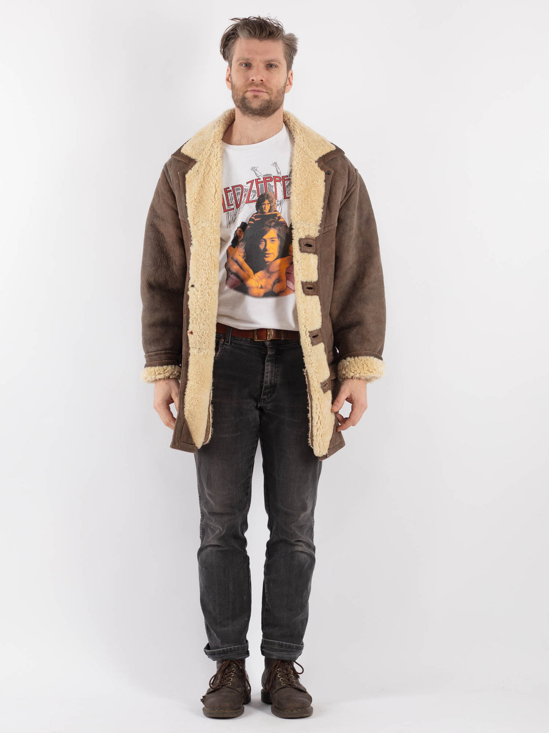 Vintage 90's Men Sheepskin Coat in BrownZ618