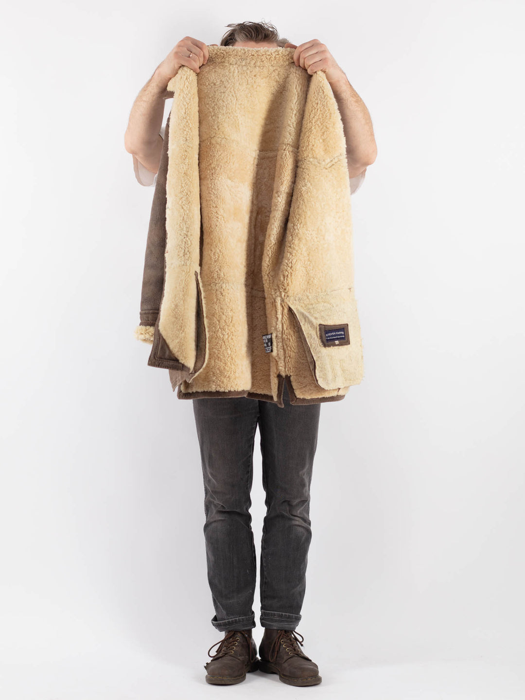 Vintage 90's Men Sheepskin Coat in BrownZ618