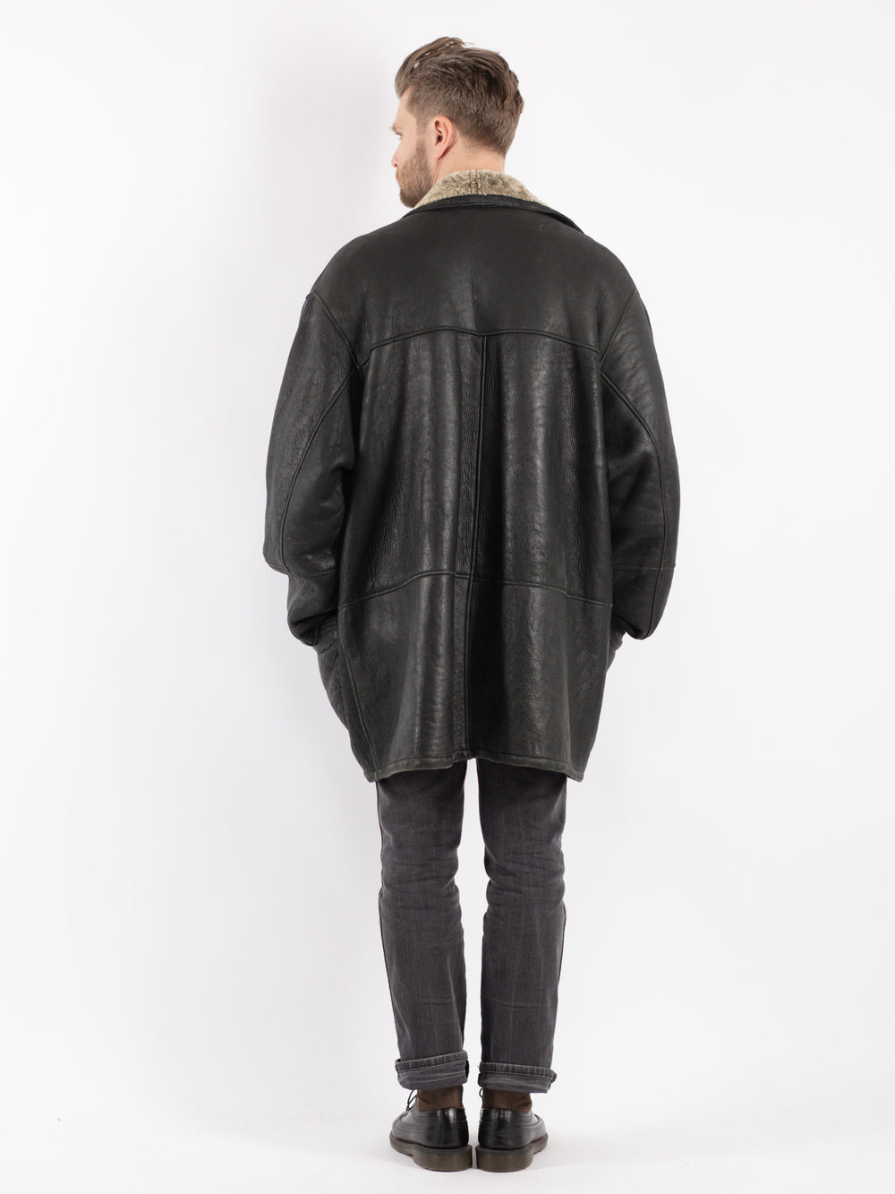 Vintage 90's Men Sheepskin in BlackZ407