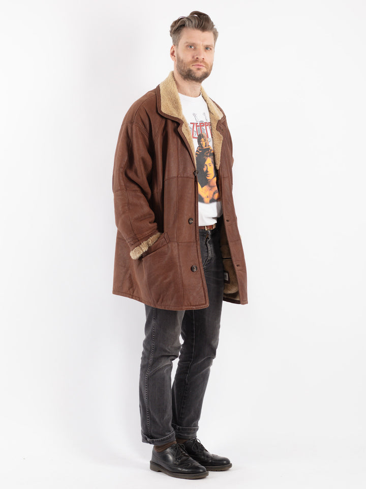 Vintage 90's Men Sheepskin Coat in BrownZ408
