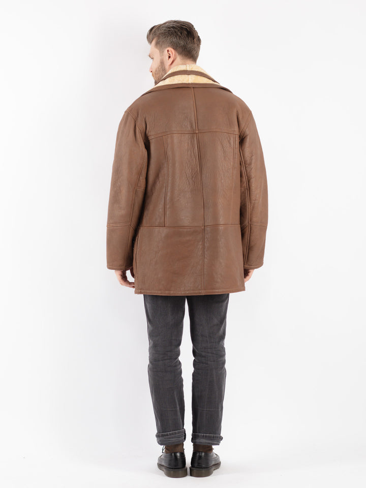Vintage 90's Men Sheepskin Coat in Brown