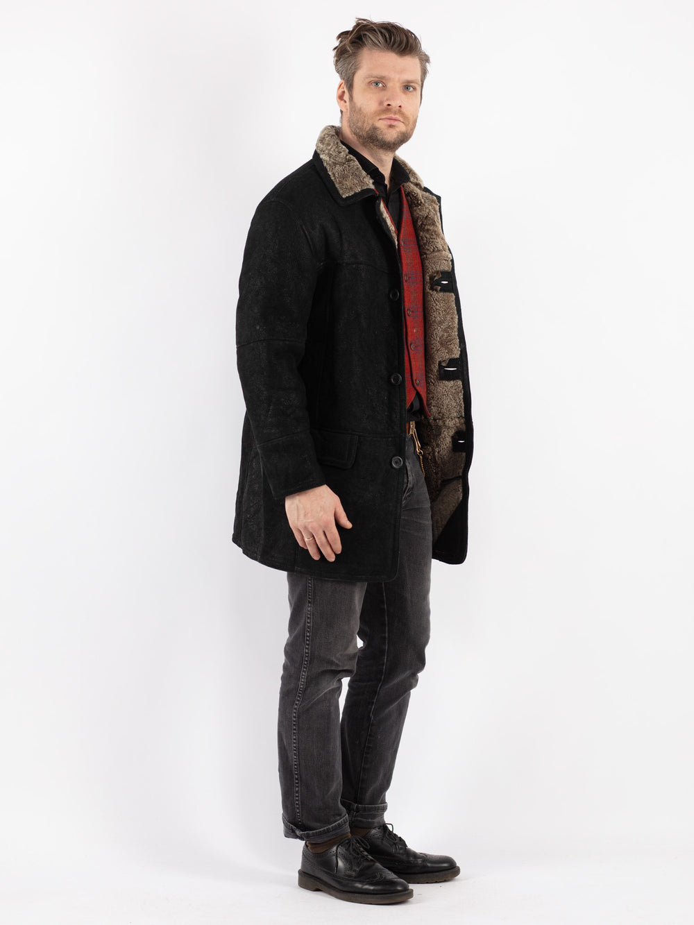Vintage 90's Men Sheepskin Coat in Black
