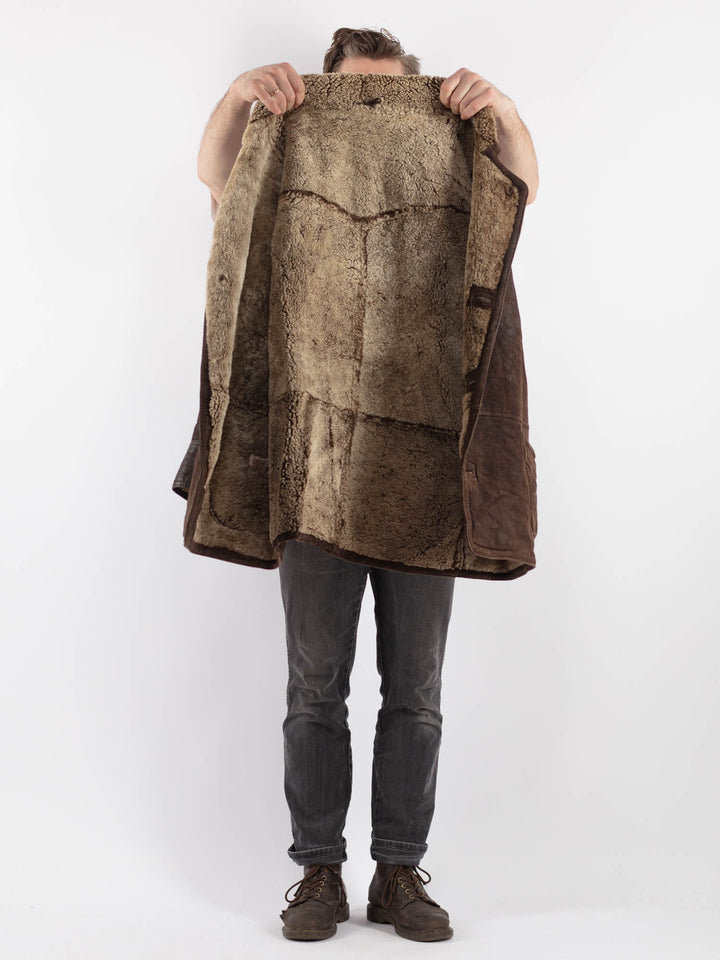 Vintage 90's Men Sheepskin Coat in BrownZ631