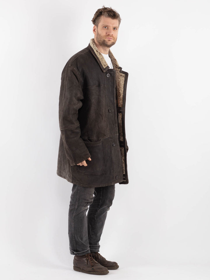 Vintage 90's Men Sheepskin Coat in Brown