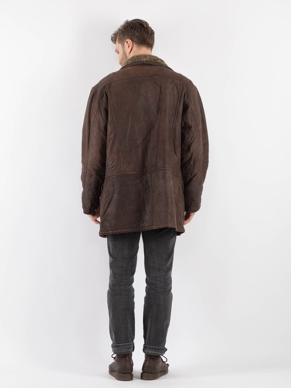 Vintage 90's Men Sheepskin Coat in BrownZ637