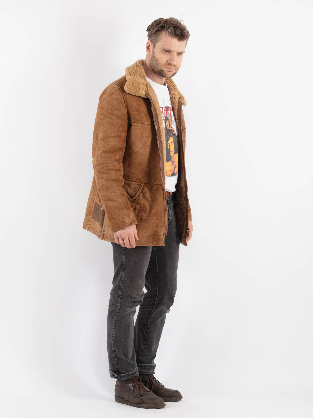 Vintage 90's Men Sheepskin Coat in BrownZ640