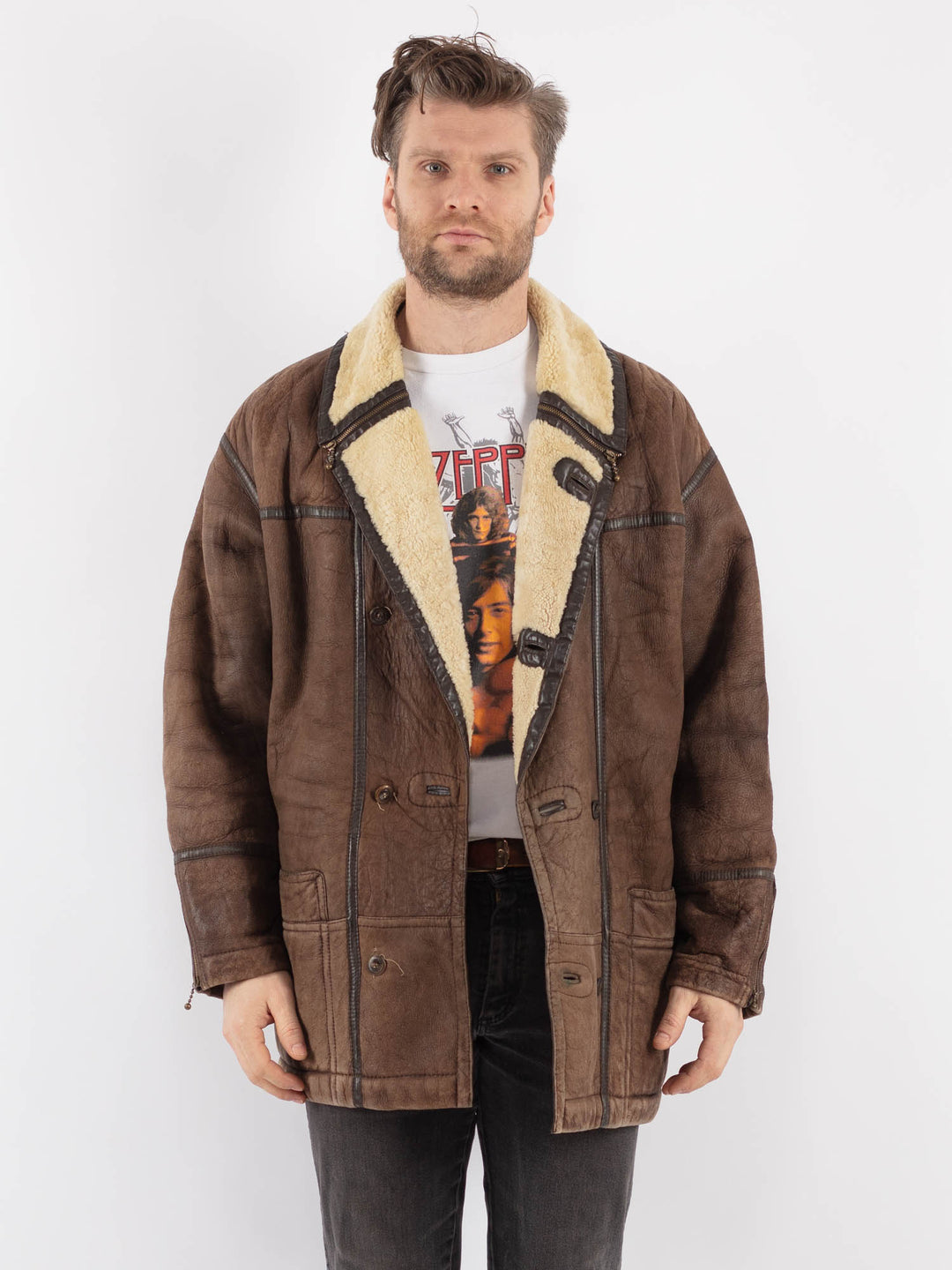 Vintage 90's Men Sheepskin Coat in BrownZ643