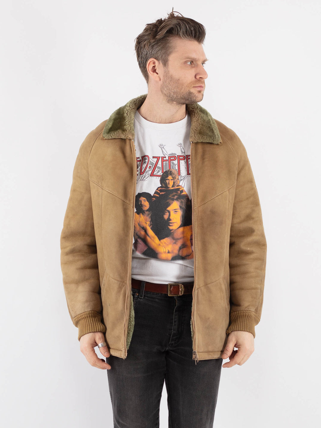 Vintage 90's Men Sheepskin Jacket in BeigeZ755