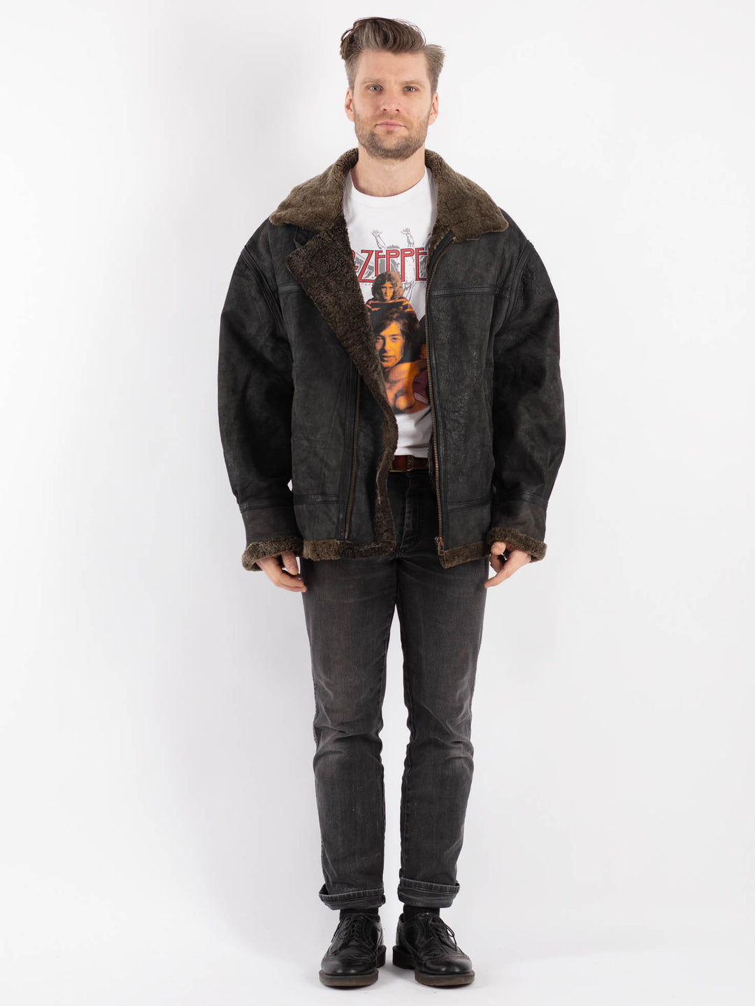 Vintage 90's Men Sheepskin Jacket in BlackZ451
