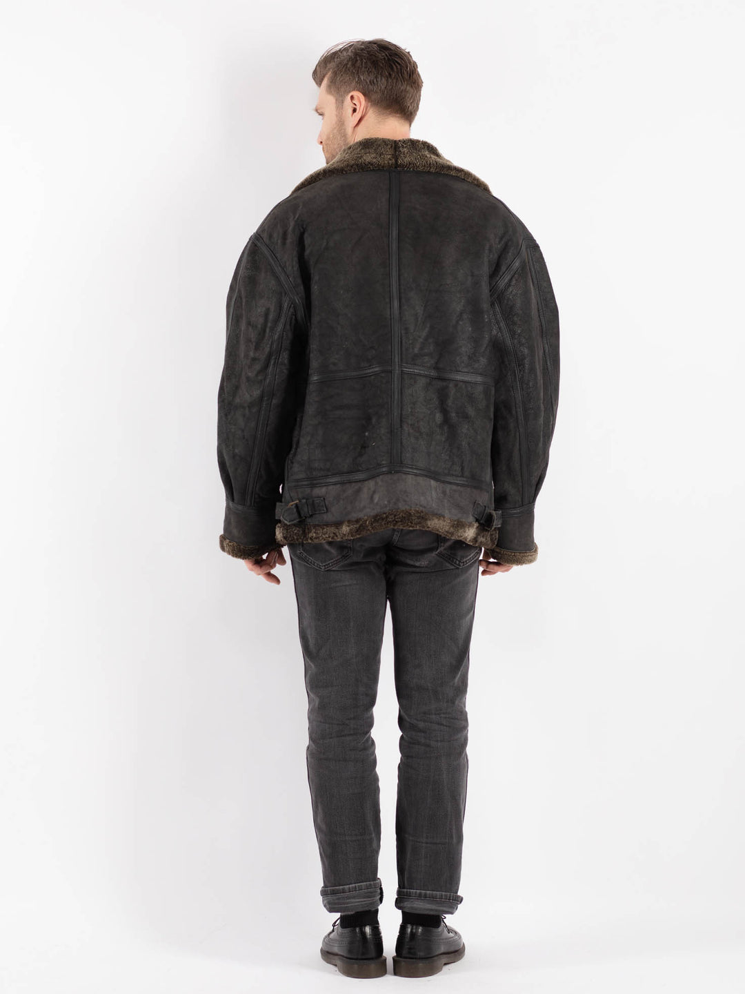 Vintage 90's Men Sheepskin Jacket in BlackZ451