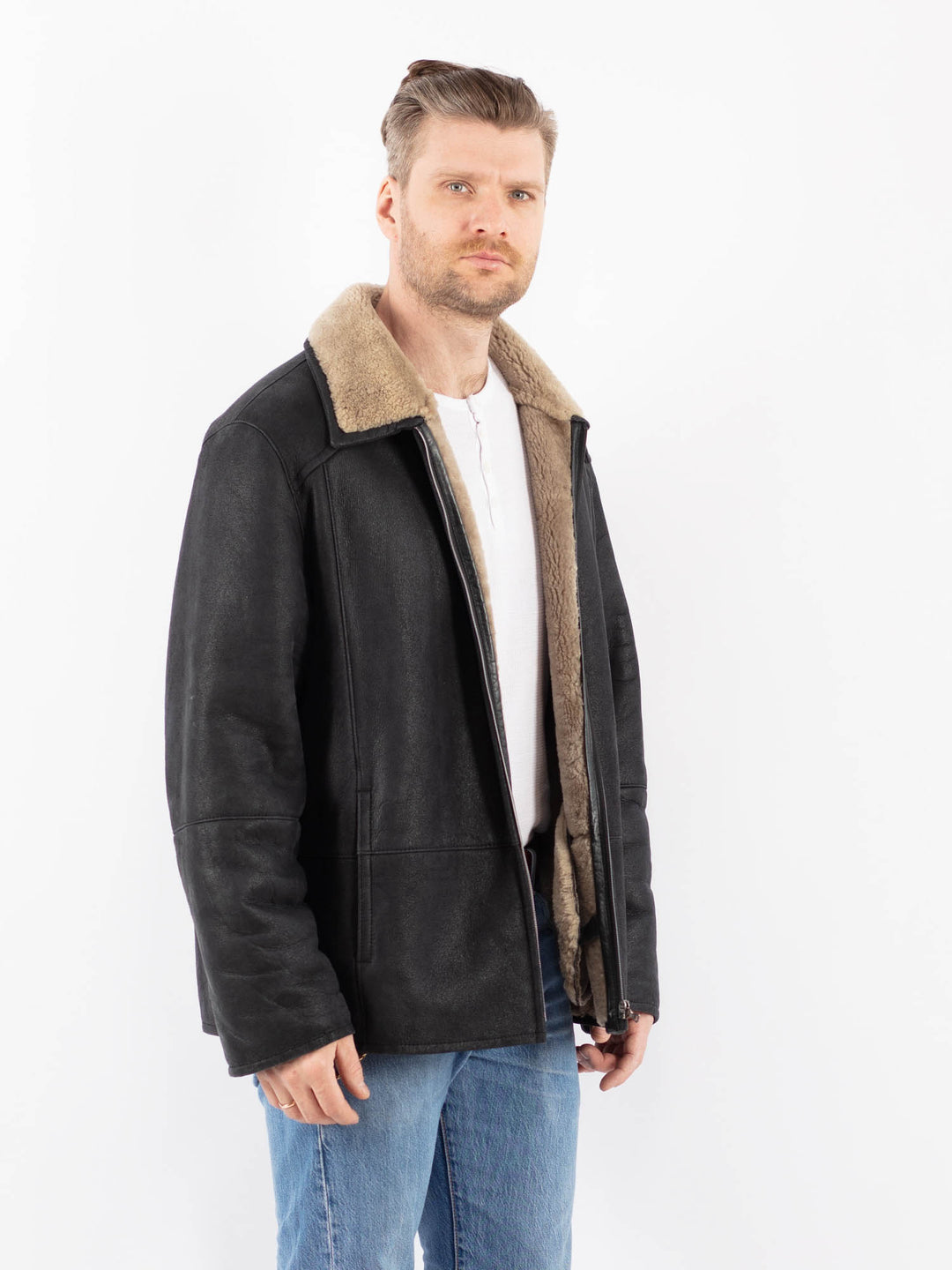 Vintage 90's Men Sheepskin Jacket in BlackZ1455