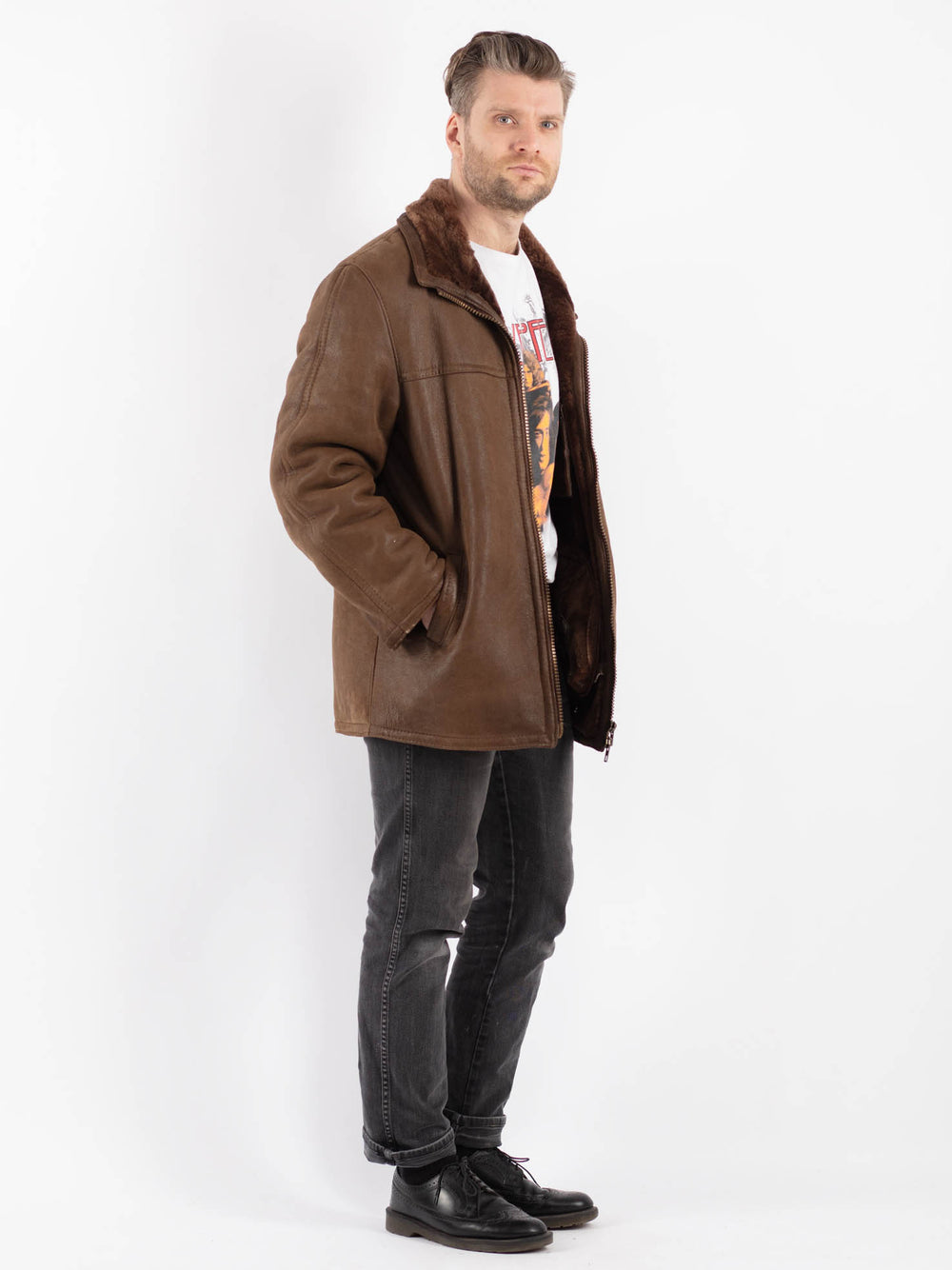 Vintage 90's Men Sheepskin Jacket in Brown