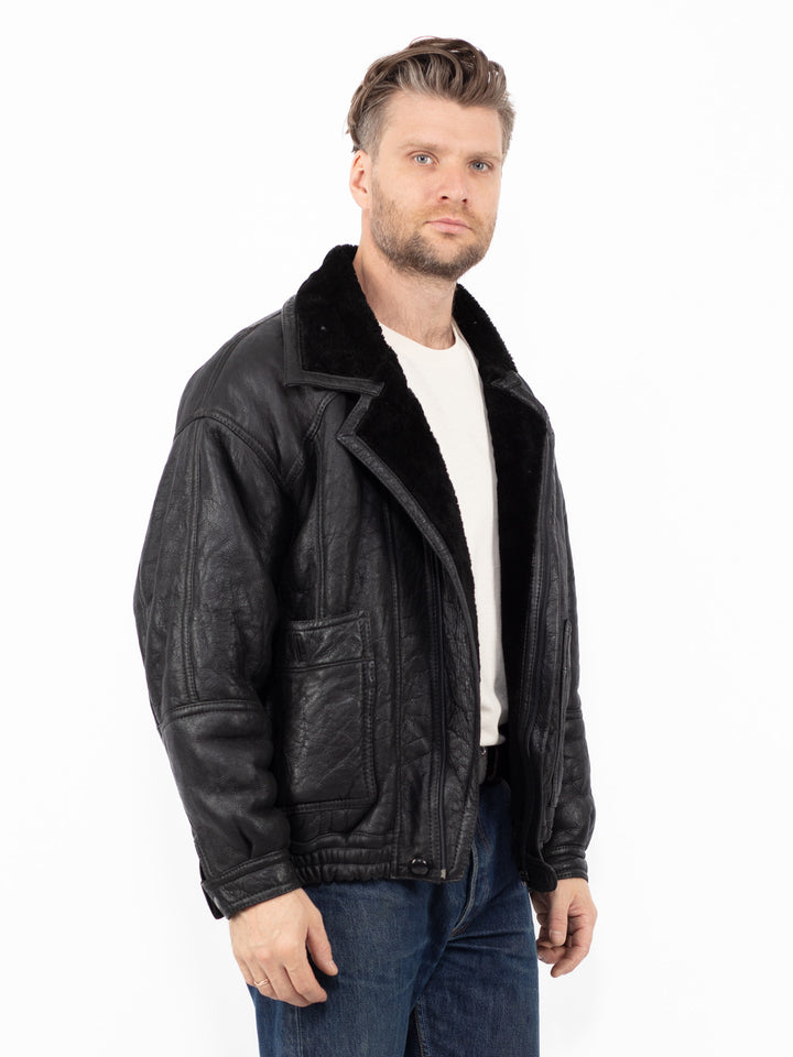 Vintage 90's Men Sheepskin Jacket in BlackZ2620