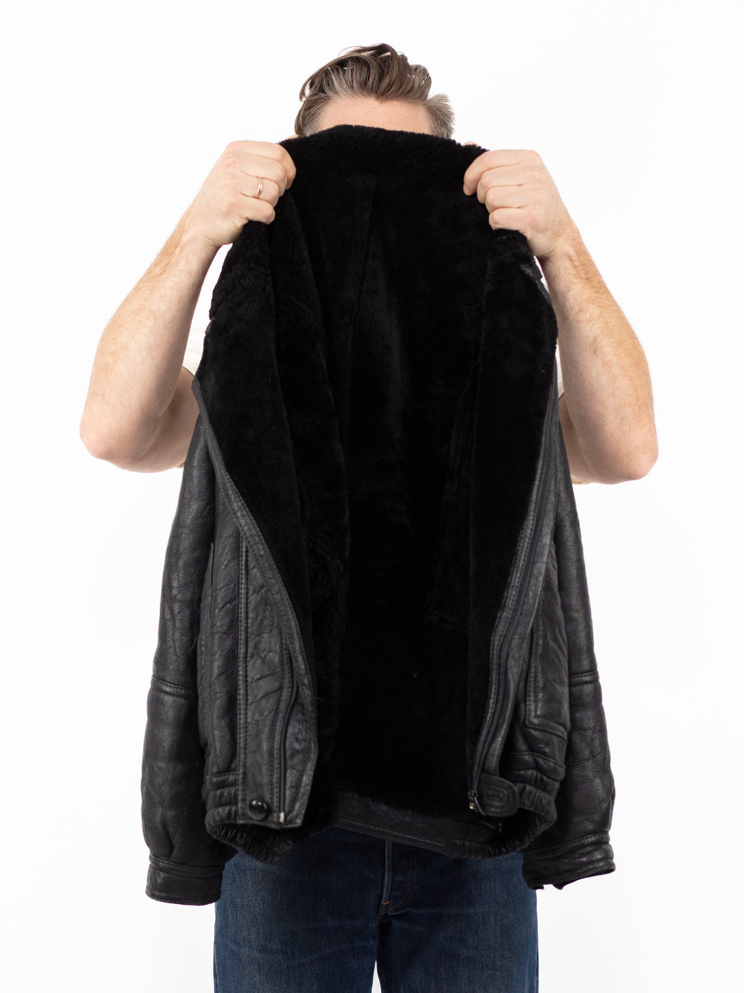Vintage 90's Men Sheepskin Jacket in BlackZ2620