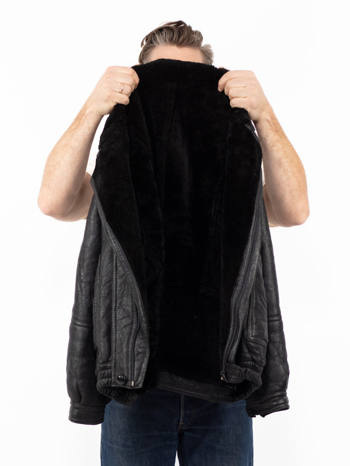 Vintage 90's Men Sheepskin Jacket in BlackZ2620