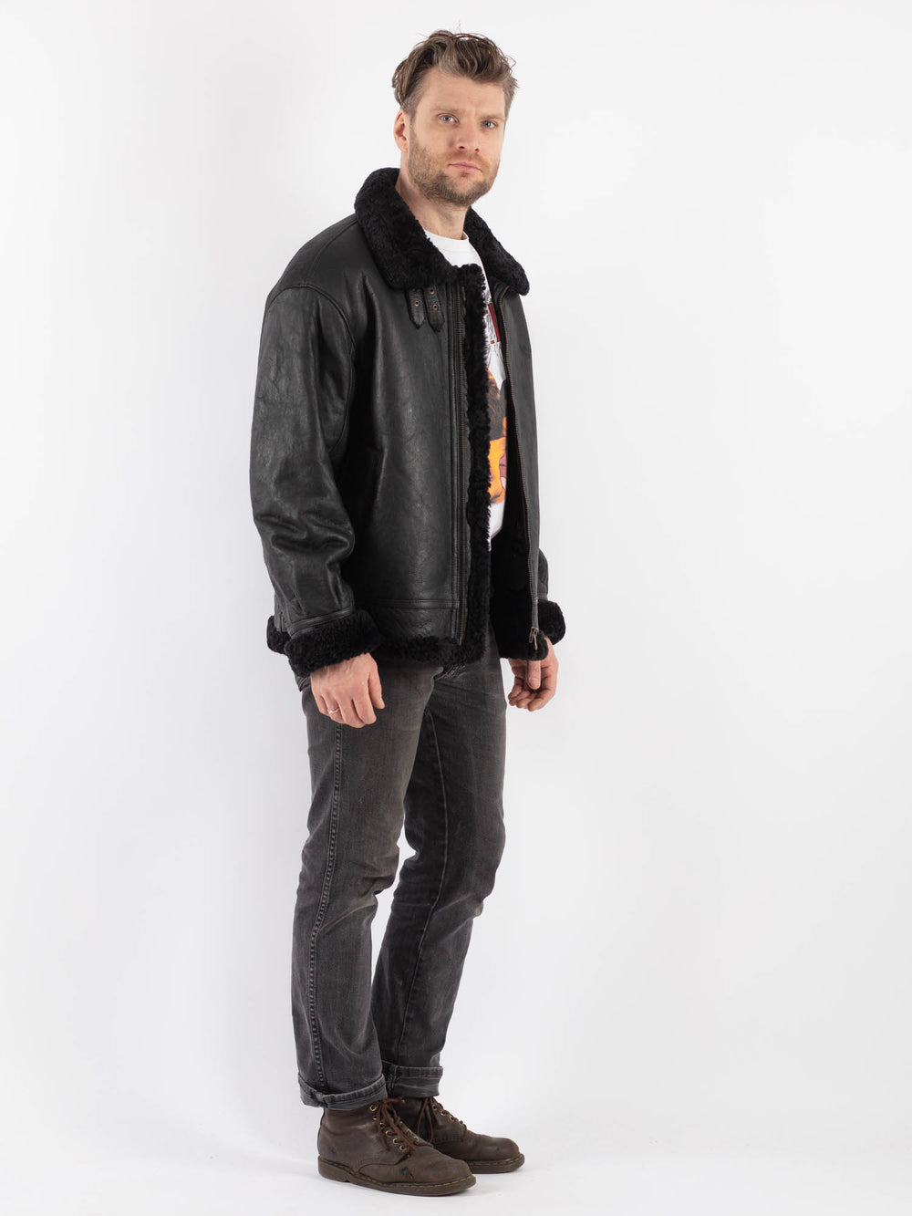 Vintage 90's Men Sheepskin Jacket in BlackZ590