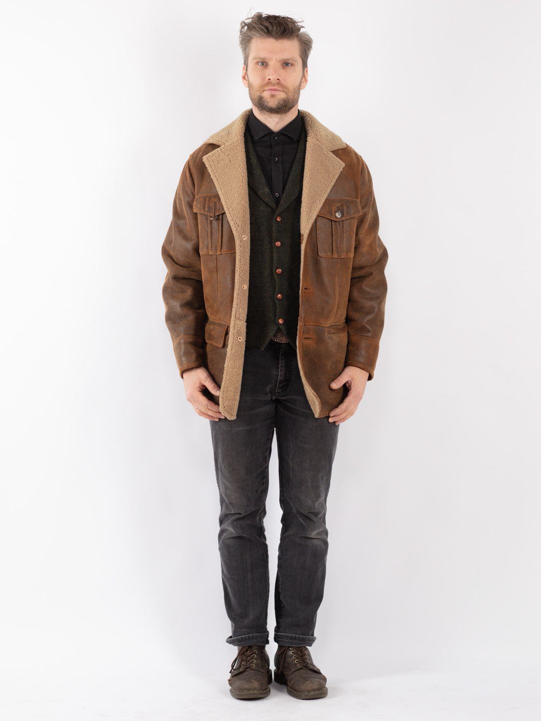 Vintage 90's Men Sheepskin Coat in Brown
