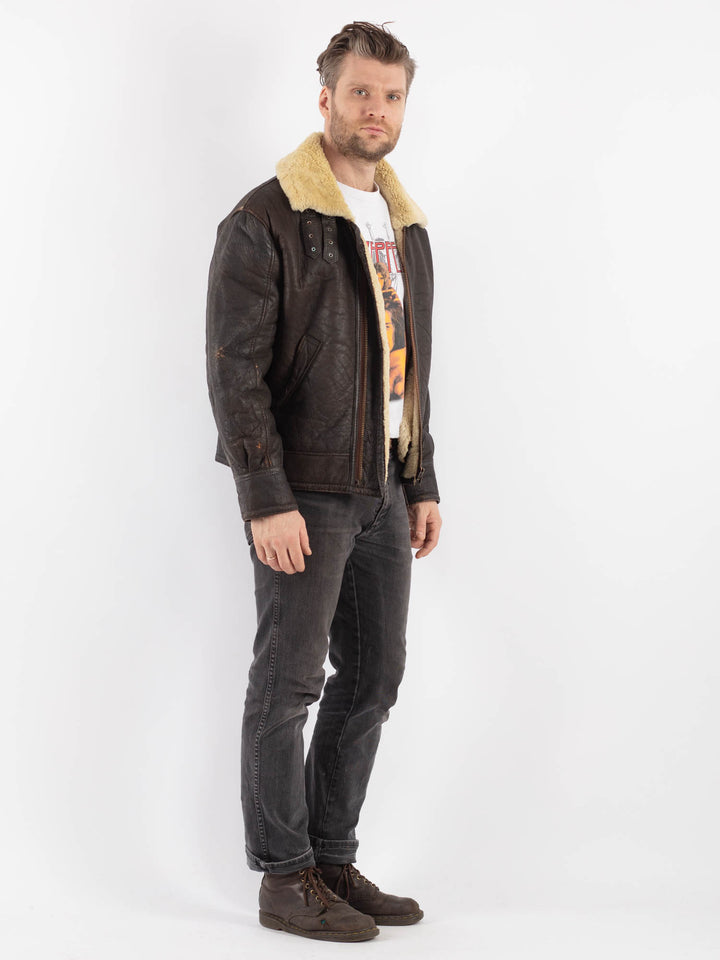 Vintage 90's Men Sheepskin Jacket in BrownZ638