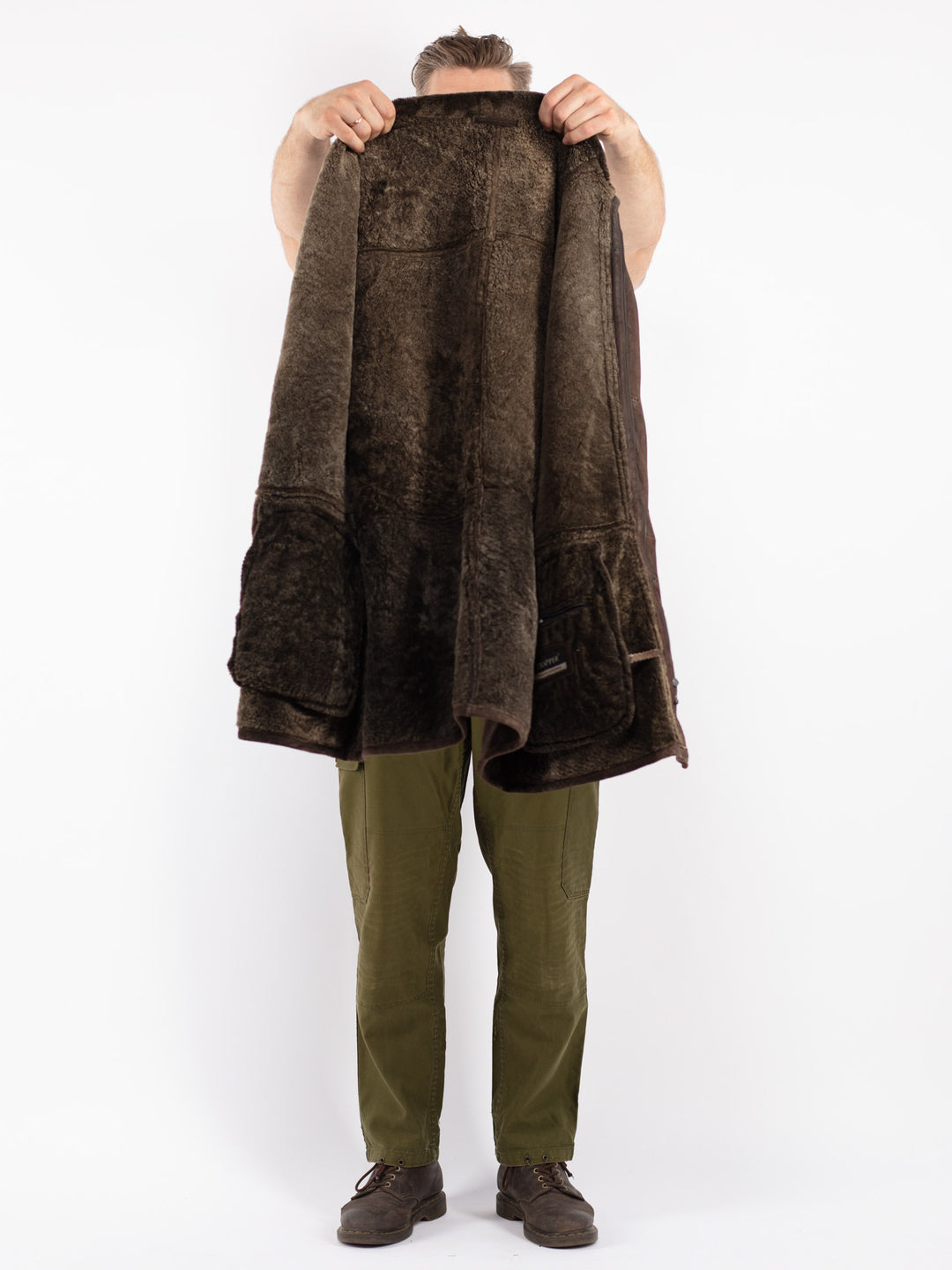 Vintage 90's Men Sheepskin Coat in Brown