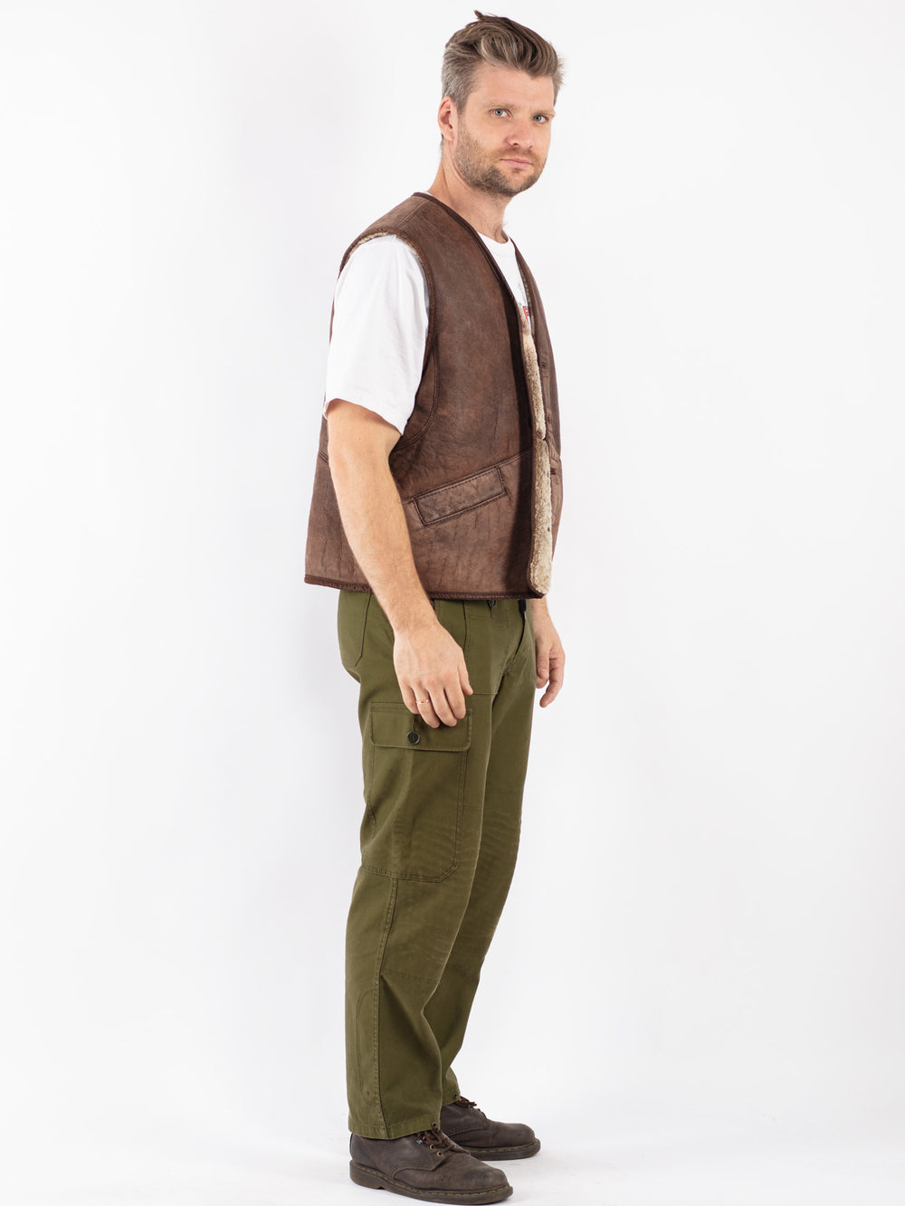 Vintage 90's Men Sheepskin Vest in Brown