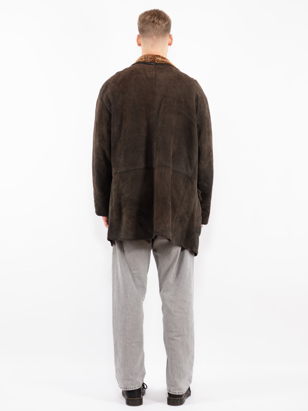 Vintage 90's Men Sheepskin Coat in Brown