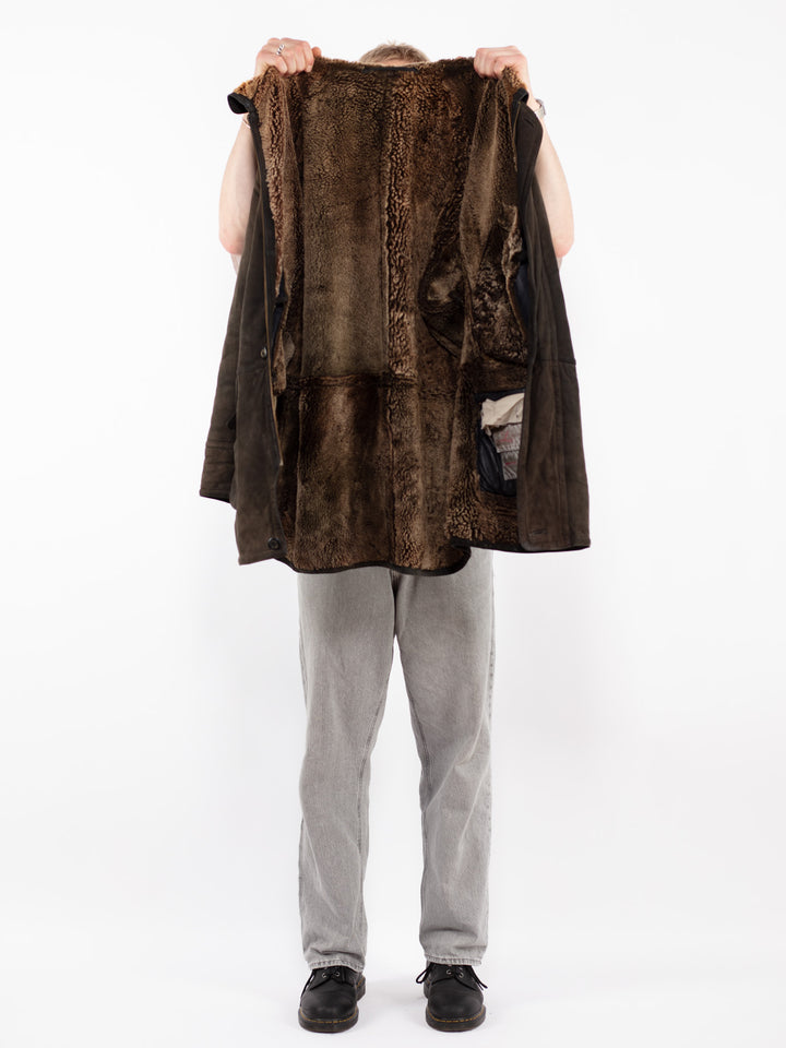 Vintage 90's Men Sheepskin Coat in Brown