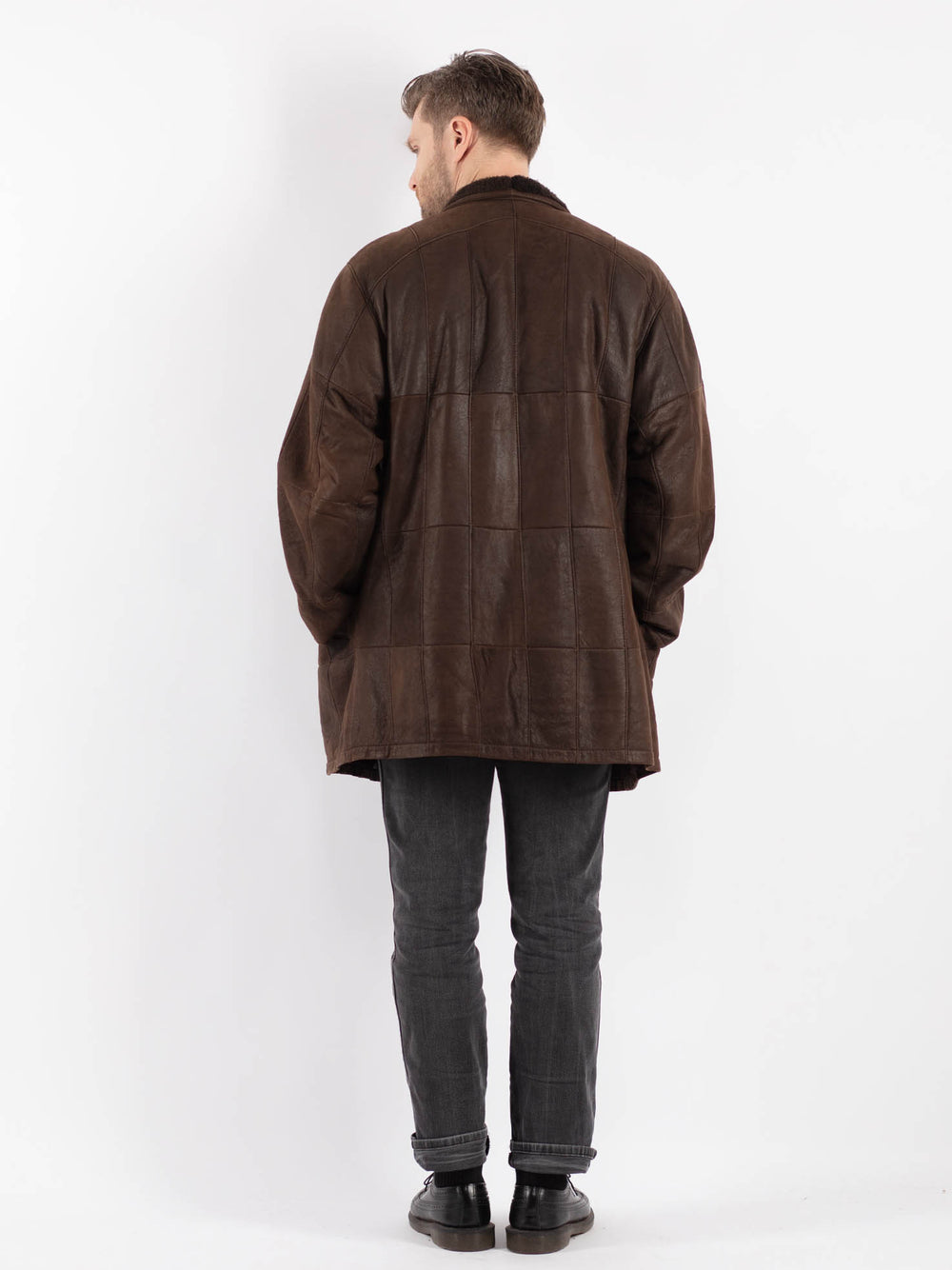 Vintage 90's Men Sheepskin Coat in BrownZ488