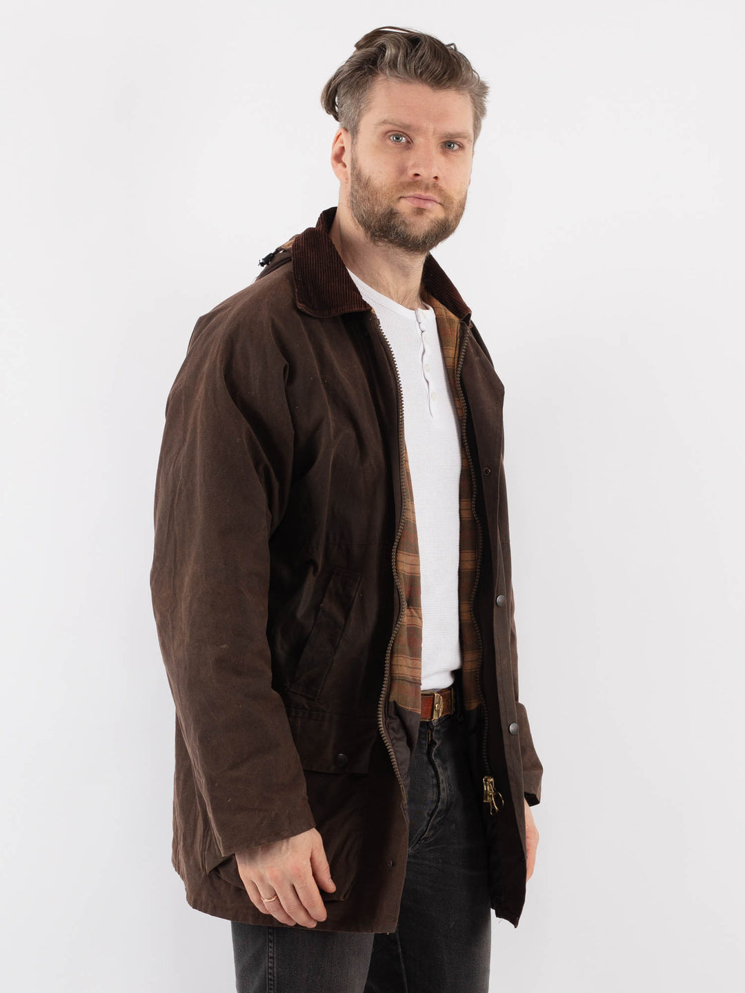 Vintage 90's Men Waxed Canvas Jacket in BrownZ905