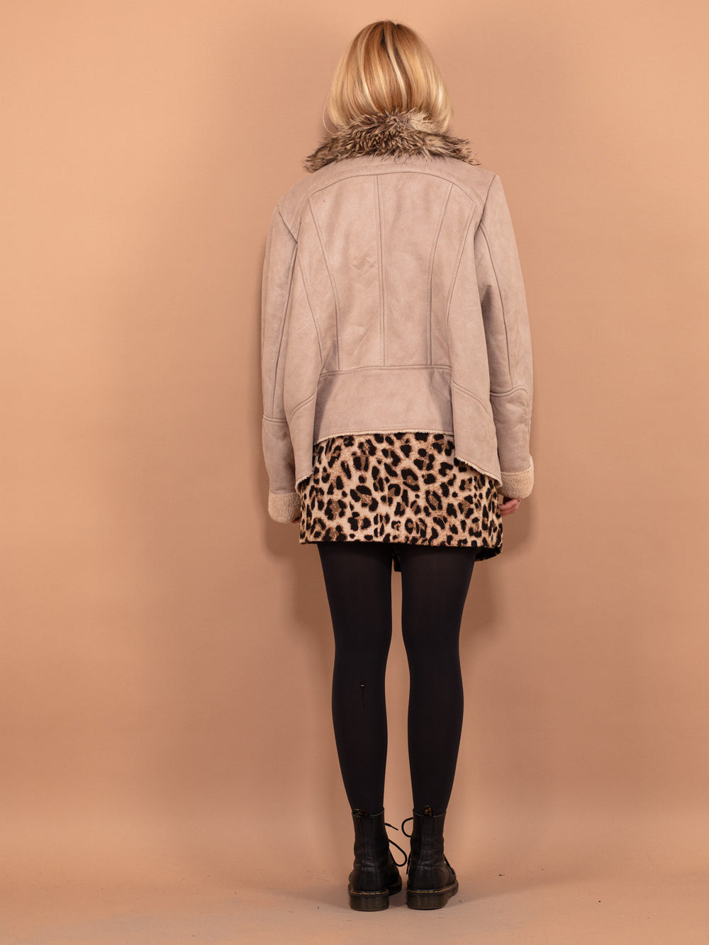Vintage 90's Women Faux Shearling Jacket in Beige - NorthernGrip