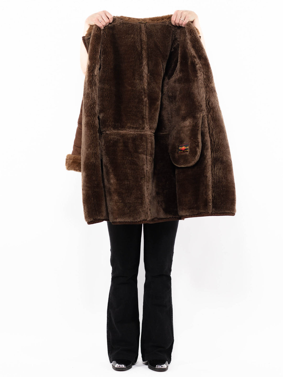 Vintage 90's Women Faux Sheepskin Coat in BrownA0876