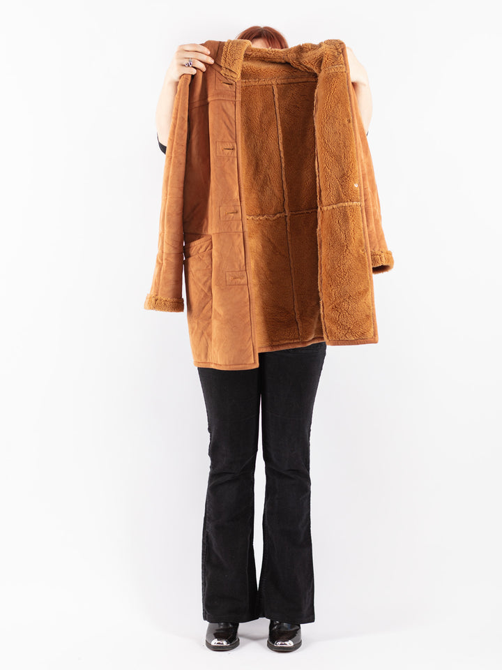 Vintage 90's Women Sherpa Coat in Brown
